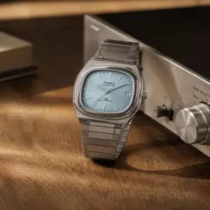타이맥스 1983 E라인 리이슈 오토매틱 34mm 아날로그 레트로 빈티지 사각 스퀘어 스틸 시계 스블루