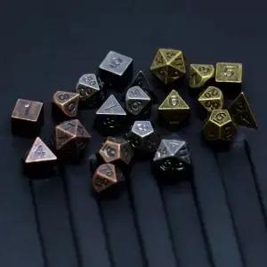 금속 미니 고고화 보드 게임 위 세트 다면체 테이블 롤 플레잉 RPG 7 개