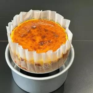 바스크 베이킹 케이크 유산지 치즈