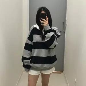 여자 단가라 카라 오버핏 스트라이프 맨투맨 긴팔 티셔츠_25380447_588872