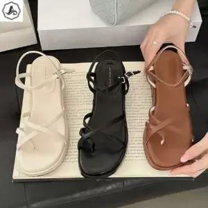 [애슬릿] 통굽 샌들 쪼리 크로스 버클 스트랩 발편한 키높이 5cm