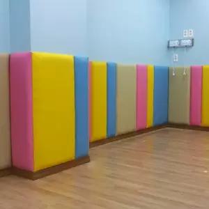 혜명생필품몰 (방염)벽쿠션매트 스펙트럼형 300x1000mmx35mm,벽매트,안전매트 바닥안전매트 놀이방매트 벽