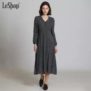 [르샵(LeShop)] 잔꽃무늬 브이넥 롱원피스 (택가격: 99000원)