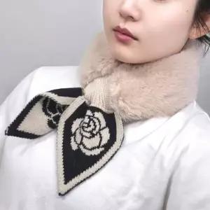 [하프클럽/]부드러운 장미꽃 니트 머플러 여성 겨울 방한 넥워머 보온용 털