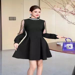 세군다 스커트 원피스 검정 가을 여자 스몰 라운드넥 긴팔 큐빅 슬림핏 하객 DOS3