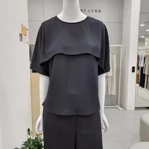 [KL]샤덴케이프블라우스KMWBLQG420_IC