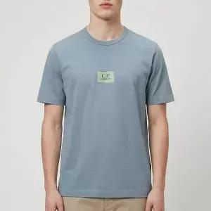 CP컴퍼니 30/2 머서라이즈드 저지 져지 바람막이 트랙 자켓 트위스티드 스몰 로고 티셔츠 18CMTS108A 11030