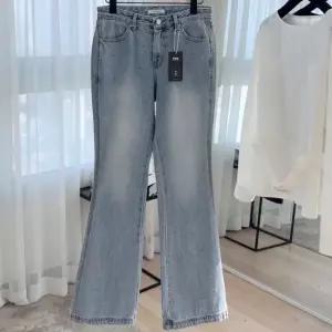26SS 파일로 데님 팬츠(3 col.) 모린 부츠컷 슬림핏 연청 면100 출근룩 데이트룩 나들이룩 하객룩 여름코디 키커보이는바지