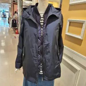 [하프클럽/BCBG]BCBG 비씨비지 봄24 STOP 후드 투웨이 점퍼 B4S1R153