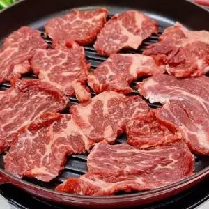 1kg 소고기 토시살 부채살 우삼겹 갈비살 세트