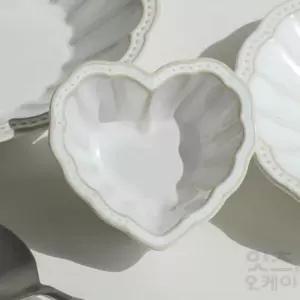 Itsok 도자기그릇 하트소스볼 9cm 간장종지 종지접시