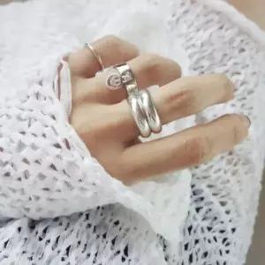 S140 여성 스마일 디자인 반지 여성 링 심플 은반지 (실버 925) WFMI9N5