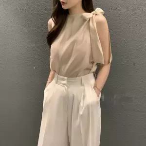 예쁨시전 우아미 쉬폰 리본 스트랩 민소매 블라우스