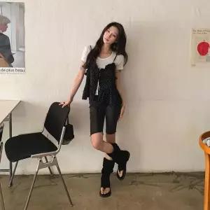 [하프클럽/]여자 끈 코디 땡땡이 슬리브리스 뷔스티에