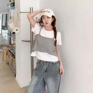 [하프클럽/]여자 크롭 크로셰 니트 레이어드 끈나시 민소매 데일리 봄여름