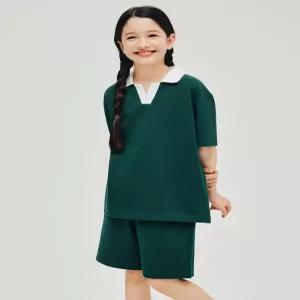 무신사 스탠다드 키즈 슬릿 넥 폴로 셔츠 셋업 그린 9467992