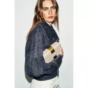 ZARA 메탈릭 디테일 클러치 - 크림 6407/710/719 676167