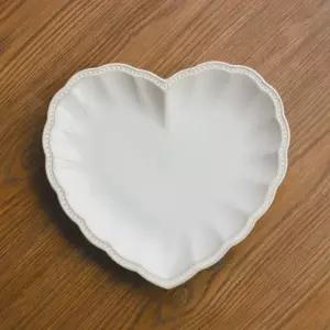 엔틱한 분위기 도자기 그릇 하트접시 21.5cm 미뉴엣