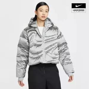 여성 나이키 스포츠웨어 스우시 시리즈 써마 핏 오버사이즈 다운 패딩 재킷 IB2004-095