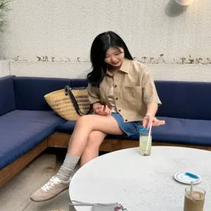 아떼 바네사브루노 여성 25SS [백화점BEST]베이지 린넨 크롭 자켓 VLJA5B227I2