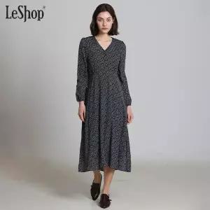 [르샵(LeShop)] 잔꽃무늬 브이넥 롱원피스 (택가격: 99000원)