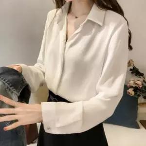 베이직 실크핏 블라우스 가을 의류 여성 기본템 WFNK34C