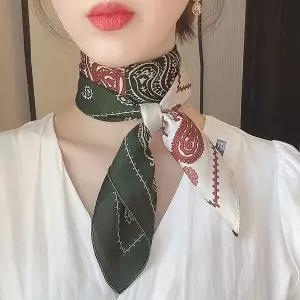 페이즐리 쁘띠 스카프 70 여자 목 명품 딥그린 배색 (W96D410)