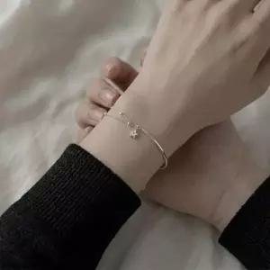 미니멀 실버 체인 팔찌 여성 데일리 포인트 심플 악세사리