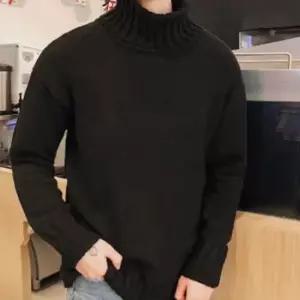 사색 남자 베이직 터틀넥 니트티 로카티 머슬핏
