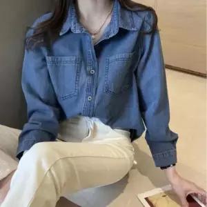 여성 데일리패션 캐주얼 간절기코디 빈티지 데님 셔츠 데님셔츠 데님남방 여성데님셔츠