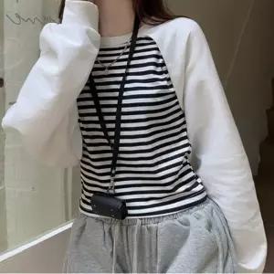 볼레로 달린 여성 크롭티 캐주얼 가을 데일리 패션