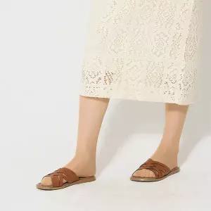 오조크 OZOC 크로스 스트랩 샌들 택가격: 74000원 710764