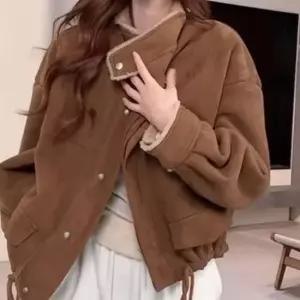 포근한 퍼 안감 겨울 소프트 브라운 숏 무스탕 점퍼