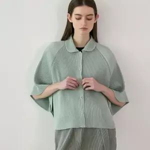 [와이오와이][택가155000원]라운드 칼라 플리츠 케이프 자켓_2colors