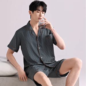 얼음 실크 잠옷 남성 봄, 여름 가볍고 통기성 시뮬레이션 실크 새틴 반팔 반바지 청소년 단순 실내복