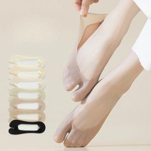 새로운 투명 타비 양말 얇은 실리콘 논슬립 힐 디자인 노쇼 스플릿 토 양말 여성 여름 솔리드 심플 캐주얼 라이너 양말