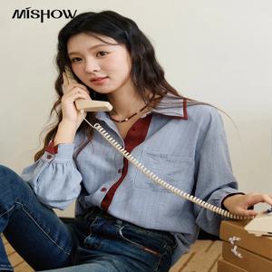 MISHOW 여성용 스트라이프 셔츠 2025 가을 블루 레드 배색 셔츠 라펠 루즈 레트로 출퇴근용 탑 MXE46C2405