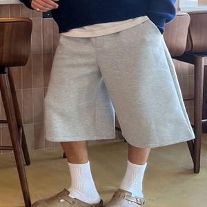남성 캐주얼 일상 통근용 솔리드 컬러 루즈핏 와이드 레그 반바지, 사선 포켓, 스타일리시하고 편안한 여름 스타일