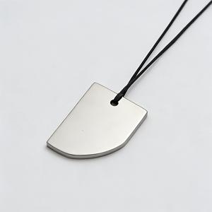 TEMU 1개 다기능 차량 페인트 스크래치 스크레이퍼, 자동차 디테일링용 휴대용 스크래치 제거 도구, 광택 공예, 섬세한 질감 및 부식 방지. 곡선형 엣지는 차량 차체 윤곽에 적합하며 배터리 없음