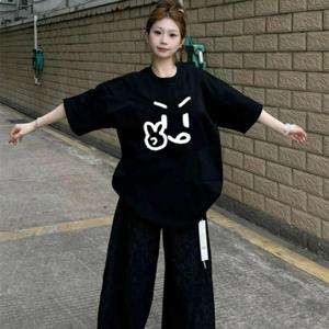 TEMU 2026년 여성 패션 캐주얼 탑, 재미있는 작은 표현이 인쇄된 티셔츠, 루즈핏 라운드넥 반팔 티셔츠, 저렴한 여성 패션 의류, 편안하고 통기성이 좋은 기계 세탁 가능한 여성용 따뜻한 탑, 남녀 공용, 커플 스타일