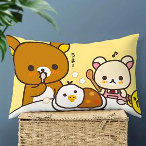 TEMU 1개 귀여운 핫 애니메이션 곰 릴락마스 프린트 직사각형 베개커버, 사이즈 30x50cm/12x20인치 - 양면 프린트, 지퍼 잠금, 세탁 가능한 폴리에스터, 사무실, 거실, 침실 장식에 완벽, 홈 또는 휴일 선물 장식 (베개 내장 불포함)
