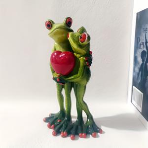 TEMU 1개 로맨틱 커플 개구리 조각상 - 손잡고 있는 레진 피규어, 웨딩 선물, 기념일 선물, 귀여운 개구리 커플 실내/야외 정원 & 테이블 장식, 연인을 위한 동물 조각상