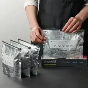 10/30개 알루미늄 호일 밀봉 가능 보관 백 라벨 및 지퍼락 포함 진공 파우치 음식용 스탠드형