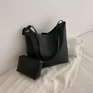 [패션] 데일리가방 쇼퍼백 가죽 가죽백팩 에코 여성백팩