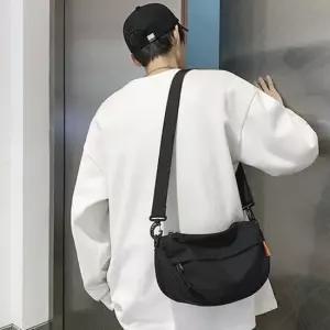크로스 바디 새들백 핸드폰가방 바디 숄더백 새들백 대가방 메신저백 여행가방