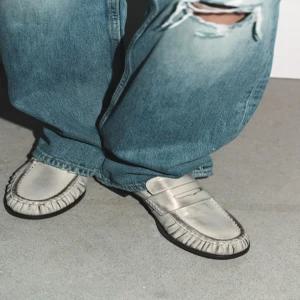 ZARA 주름 디테일 레더 로퍼 - 화이트 3509/710/850