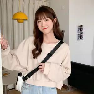 데일리 크롭 라운드 캐주얼 무지 심플 베이직 맨투맨 여성티셔츠 가을 체크 서츠 긴팔 패턴 스타일룩 모던
