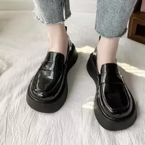 통굽 에나멜 검정로퍼 키높이구두 블랙여성용구두 선물