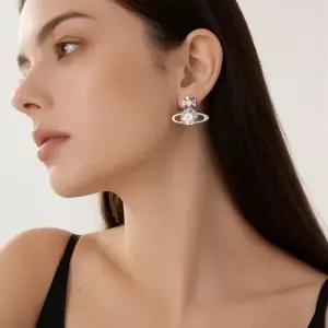 비비안웨스트우드 26SS REINA LARGE EARRINGS 62010376 02P102) 레이나 라지 귀걸이)