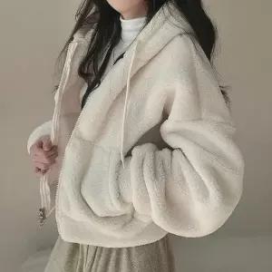 셀럽하우스 여성 벌룬핏 뽀글이 인조양털 후리스 후드집업 점퍼 2색